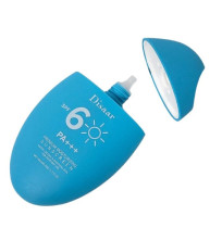 Солнцезащитный крем Disaar гель с гиалуроновой кислотой SPF60 50 гр 