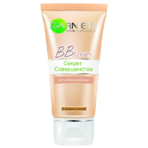 BB-крем для лица Garnier Секрет совершенства увлажняющий SPF 15 натурально-бежевый 50 мл