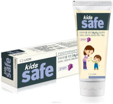 Зубная паста Lion Korea Kids Safe Виноград 90 гр