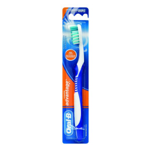 ORAL-B Зубная Щетка Advantage Plus Мягкая