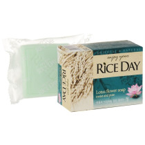 Мыло туалетное Lion Korea Rice Day Экстракт лотоса 100 гр